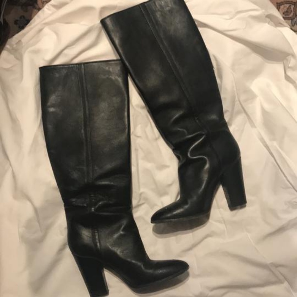 Club Monaco Black Slouch Leather Boots